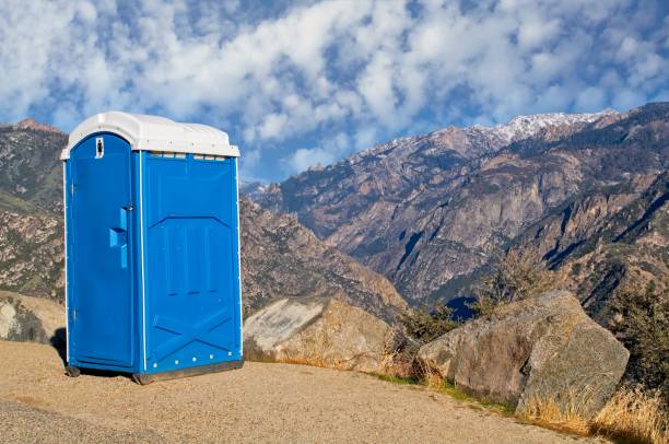 Best Porta potty delivery and setup  in Lowellville, OH